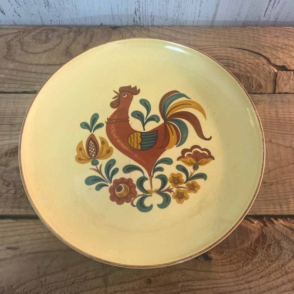 Vintage rooster plate Taylor smith USA 10 1/8”